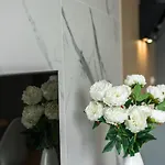 Komfortowy Apartament Z Ogrodkiem Poznan