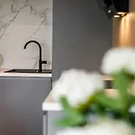 Komfortowy Apartament Z Ogrodkiem Apartment Poznan