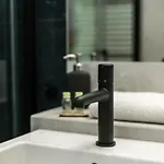 Komfortowy Apartament Z Ogrodkiem *
