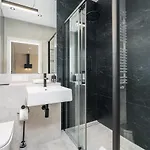 Komfortowy Apartament Z Ogrodkiem * Poznan