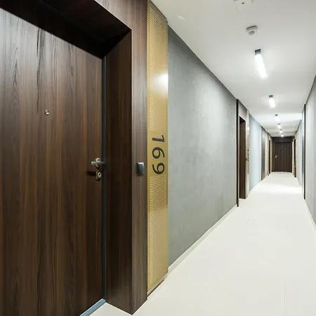 Warta View Apartment *