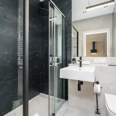 Komfortowy Apartament Z Ogrodkiem Lejlighed Poznań