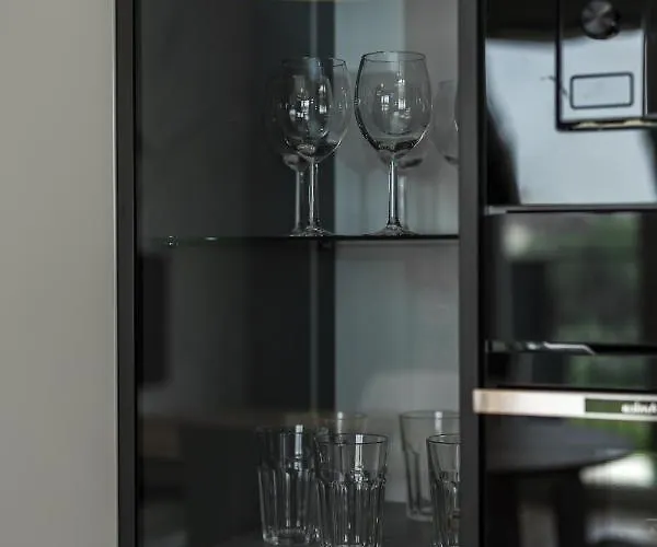 아파트 Komfortowy Apartament Z Ogrodkiem 포즈난