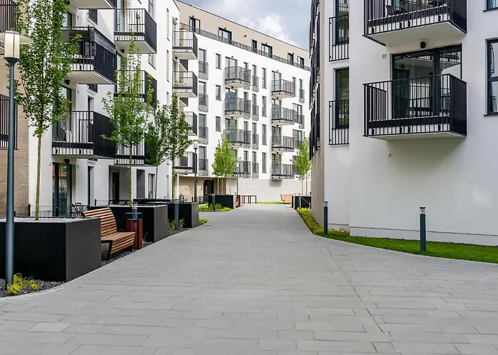 아파트 Komfortowy Apartament Z Ogrodkiem 포즈난