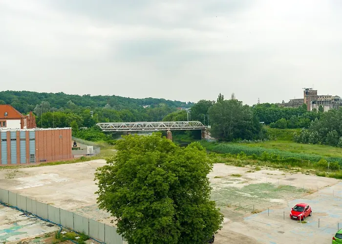 Komfortowy Apartament Z Ogrodkiem 아파트 포즈난