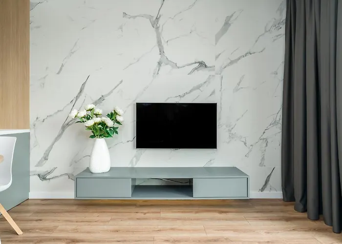 Komfortowy Apartament Z Ogrodkiem 아파트 포즈난