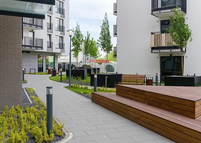 Komfortowy Apartament Z Ogrodkiem 아파트