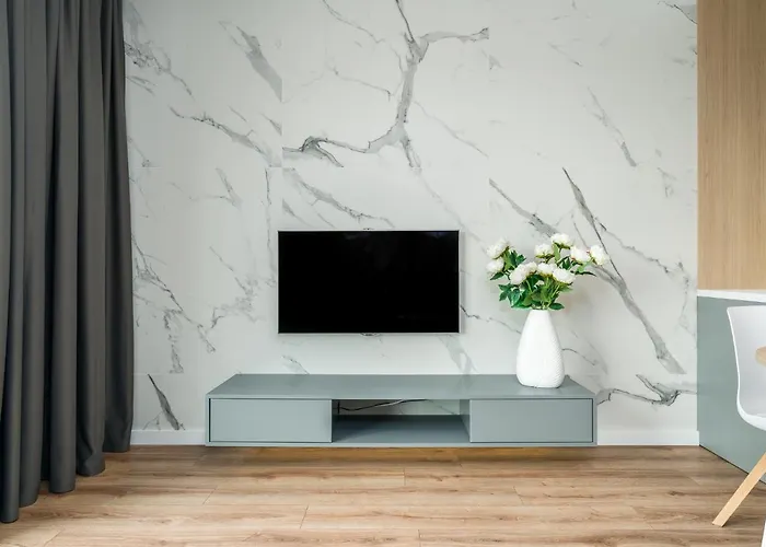 아파트 Komfortowy Apartament Z Ogrodkiem 포즈난